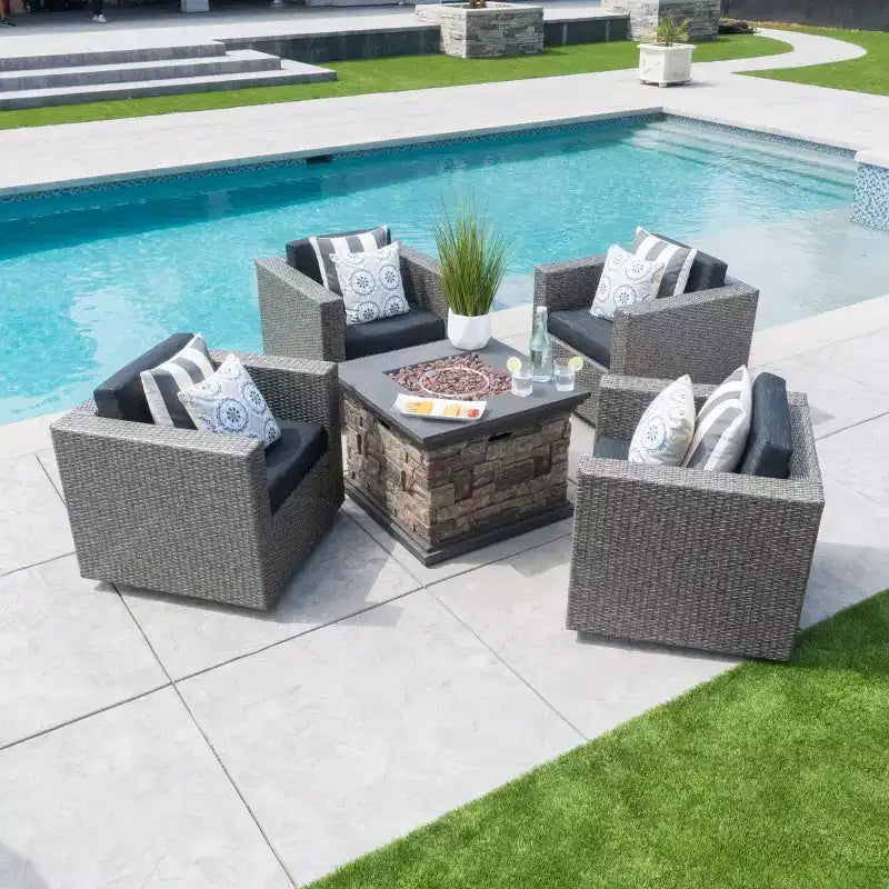 Ensemble de 5 pièces de fauteuils de club pivotants et de foyer en osier d'extérieur