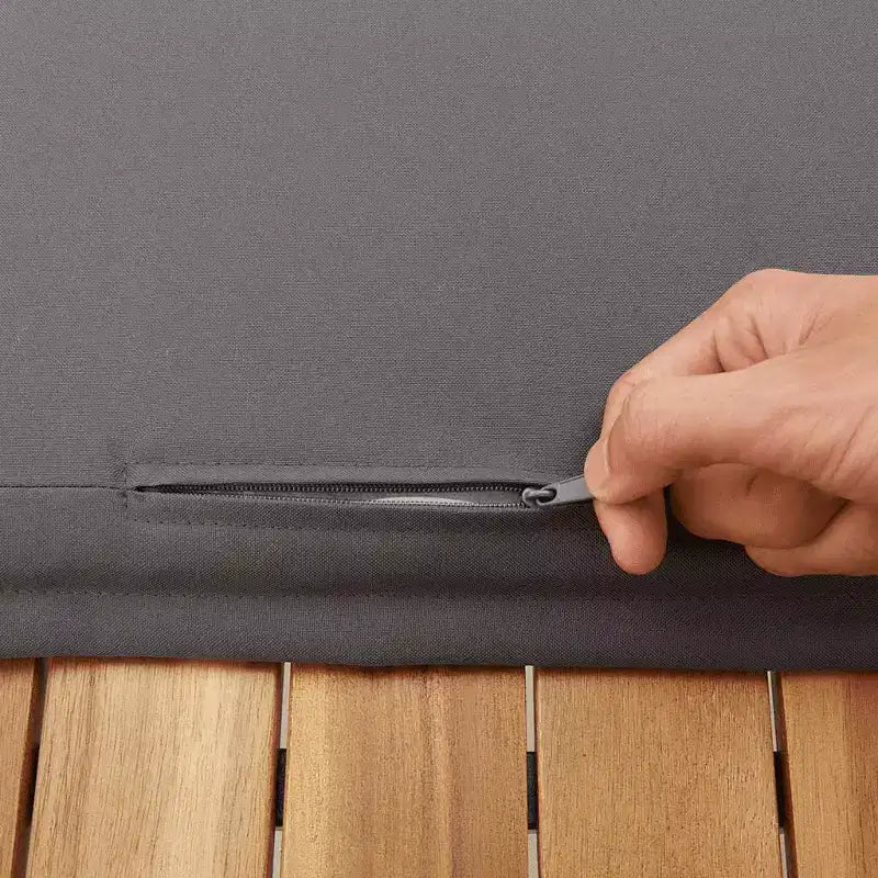 Canapé de jardin modulable avec coussins de différentes couleurs
