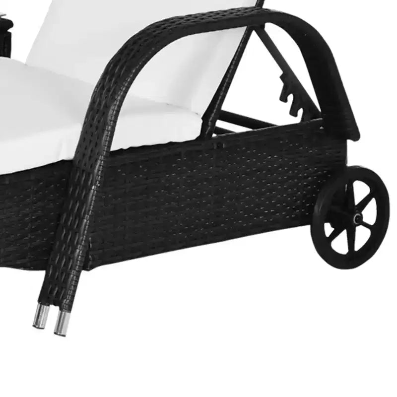 Ensemble de 3 pièces d'extérieur comprenant 2 chaises longues en rotin et fer forgé avec table